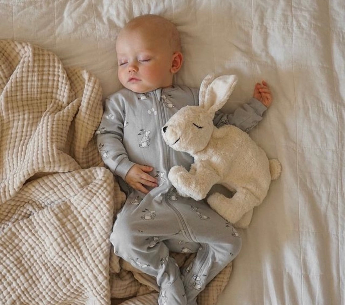 Cuddly Animal Rabbit small / white