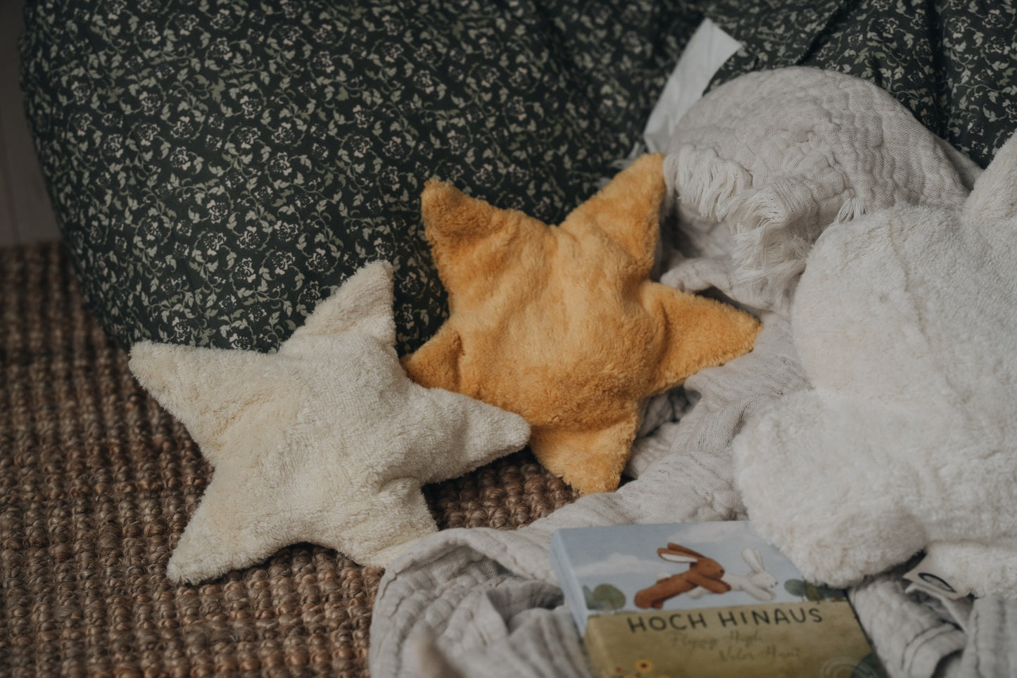 Warming Cushion Star | yellow