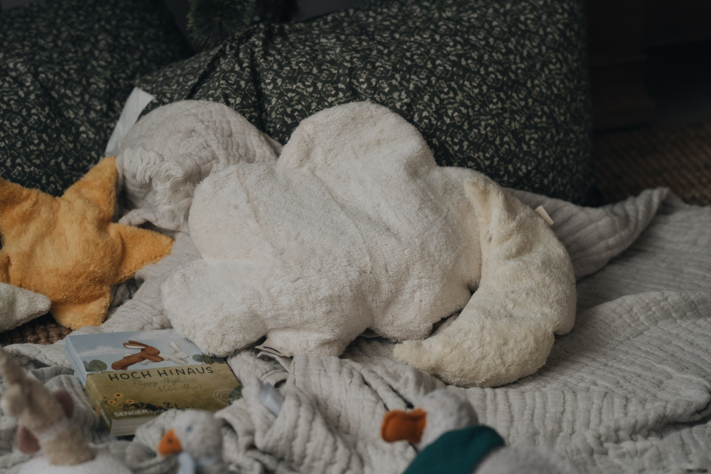 Warming Cushion cloud | white